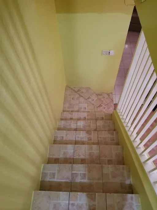 Queste Ochi Town House Ocho Rios Apartment